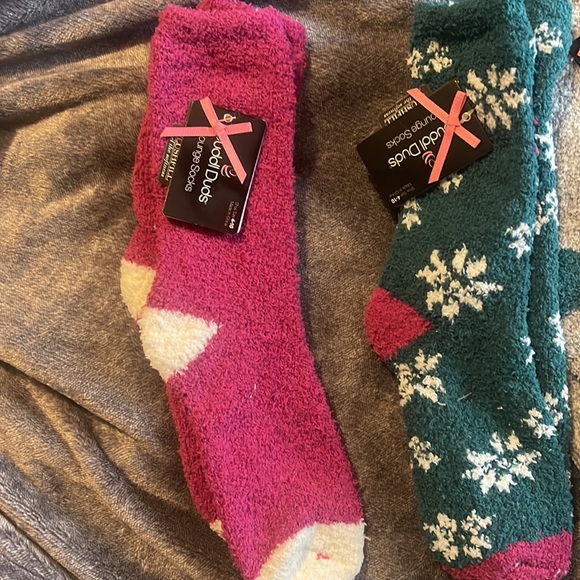 Cuddl Duds Set of 3 Cozy Crew Socks - Picture 3 of 5